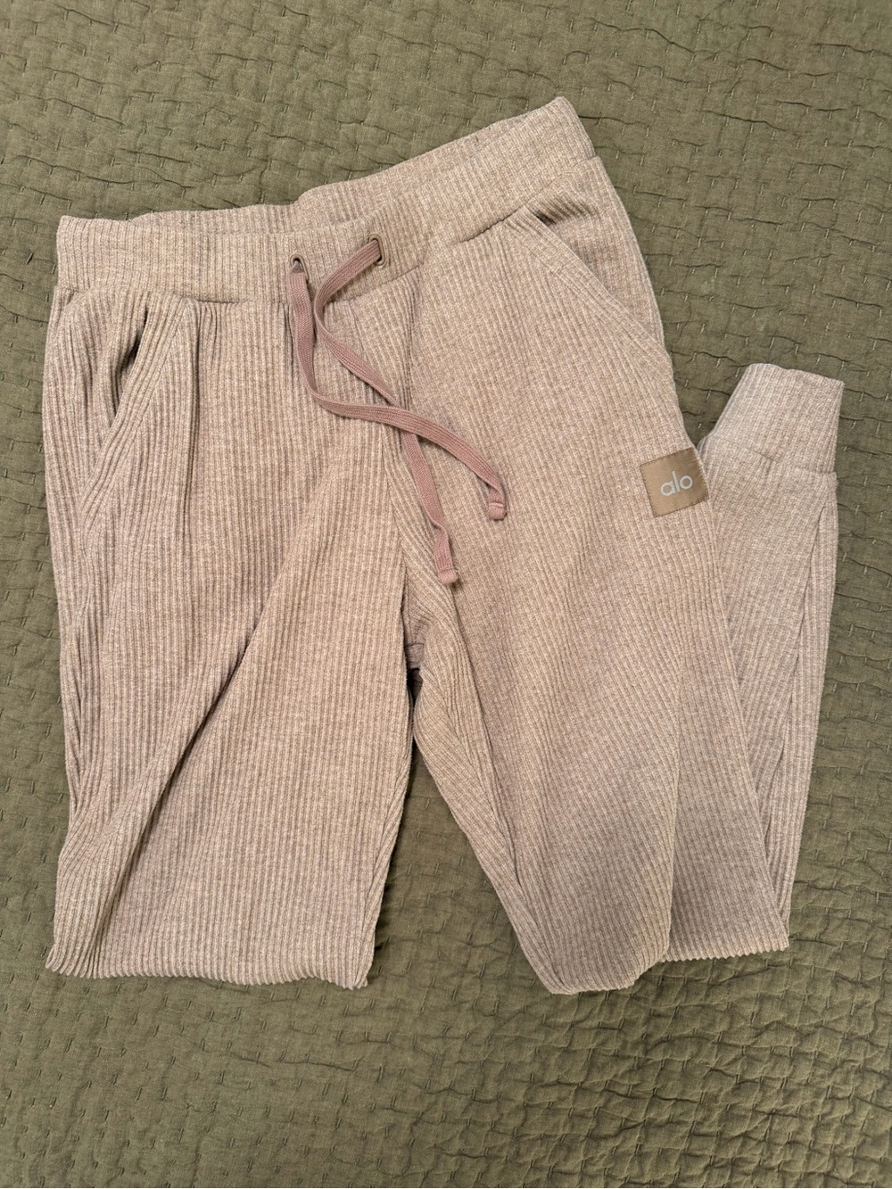 Alo slouchy pajama pants